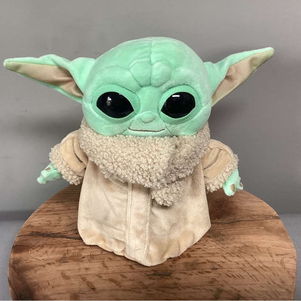 🟢 NWT - Star Wars Plush - The Mandalorian - Baby Yoda - Grogu - Disney - Mattel - Picture 2 of 11